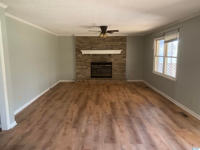Building Photo - 106 Willena Dr