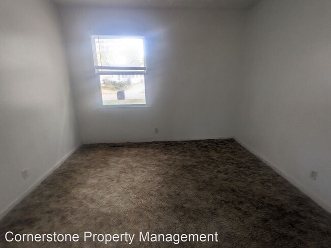 Building Photo - 3 br, 1 bath House - 115 Flint St