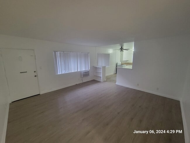 Building Photo - 14632 Erwin St