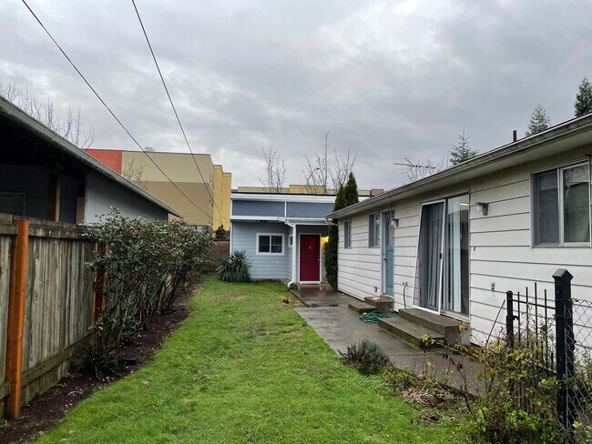 Foto del edificio - 1600 SE 168th Ave