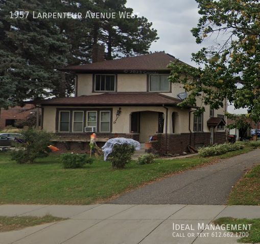 Primary Photo - Large 4 BR Classic Craftsman Style Home, T...