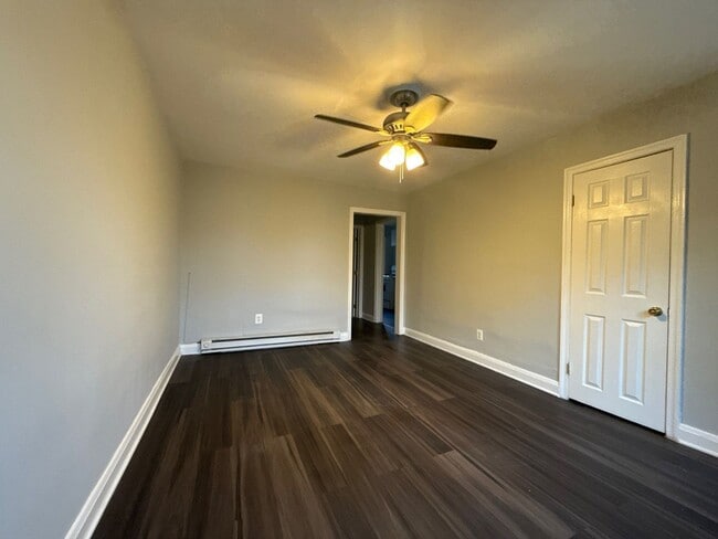 Photo - 1628 Plum St Apartment