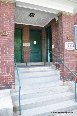 Building Photo - 216 Hastings St