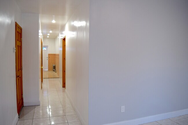 Hallway - 769 Dawson St