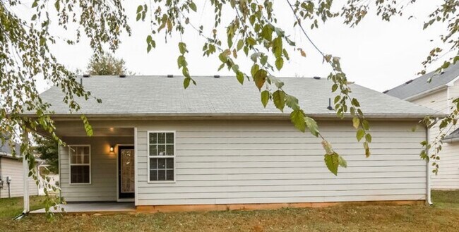 Foto del edificio - 420 Cathedral Dr