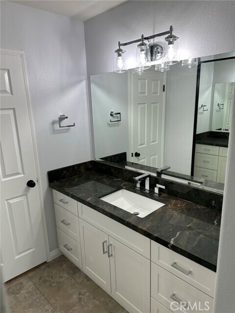 Foto del edificio - 29742 Strawberry Hill Dr