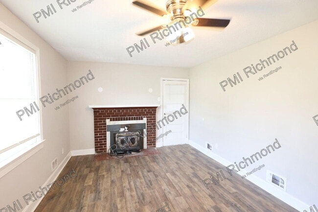 Photo - 3607 Thompson Street House
