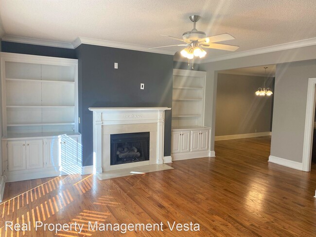 Building Photo - 2 br, 2 bath House - 175-A Corbin Avenue