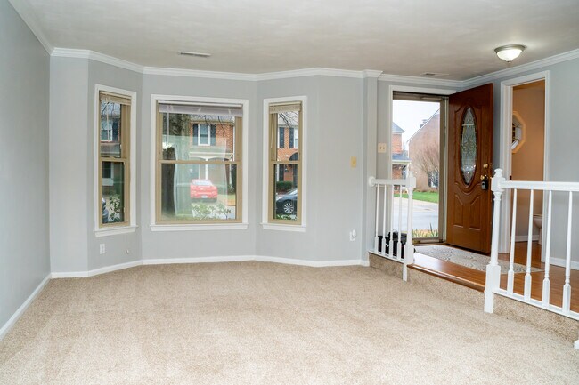 Building Photo - 1026 Tottenham Ln