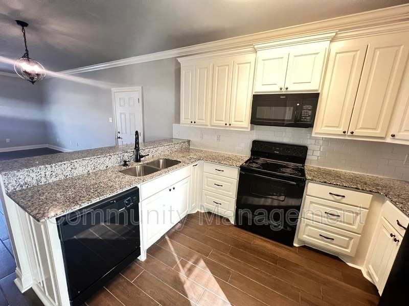 31855 LA16 Unit Apt 1201, Denham Springs, LA 70726 Condo for Rent in