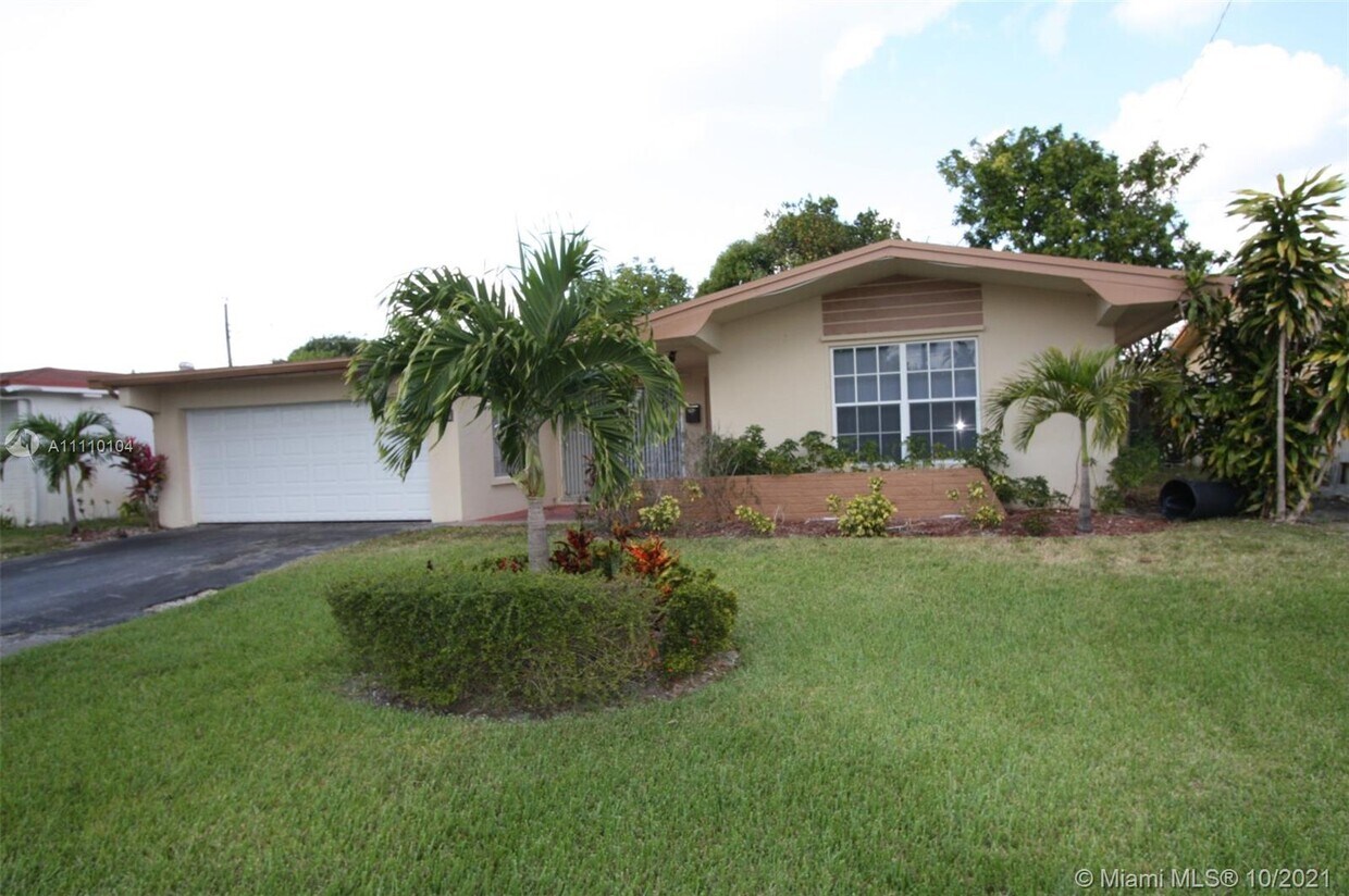 9121 Andora Dr, Miramar, FL 33025 House Rental in Miramar, FL