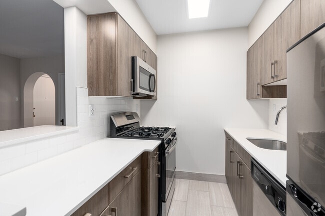 Interior Photo - Montgomery Court