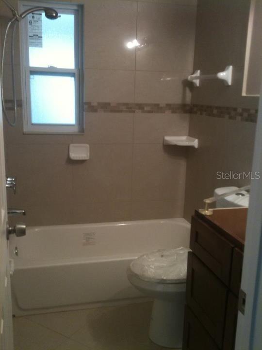 Building Photo - 3255 La Verne Ct