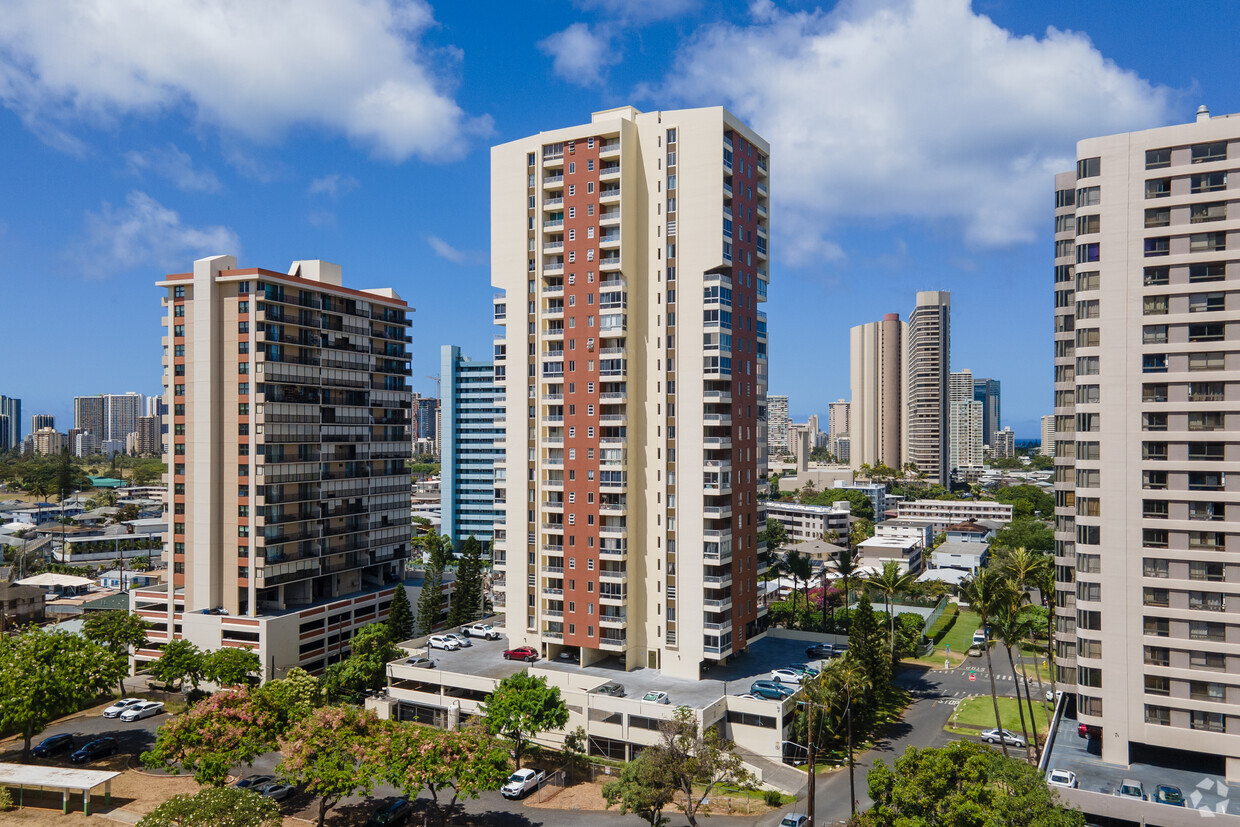 Hale Kulanui - Apartments in Honolulu, HI | Apartments.com