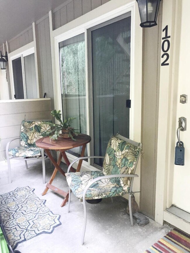 Patio - 4970 Cherry Ave