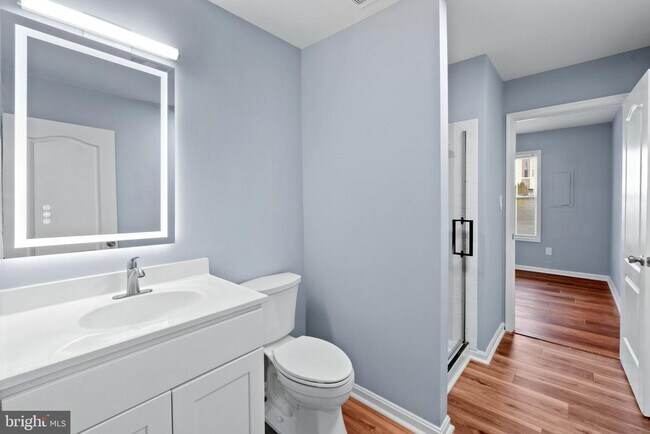 Building Photo - 7910 Beach Plum Ln