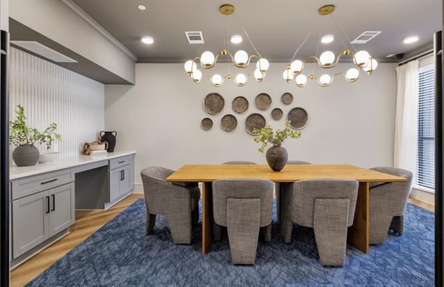 Building Photo - 2400 Ace Ln