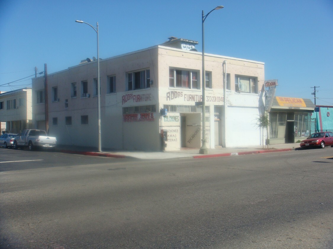 Primary Photo - 4248 S Vermont Ave