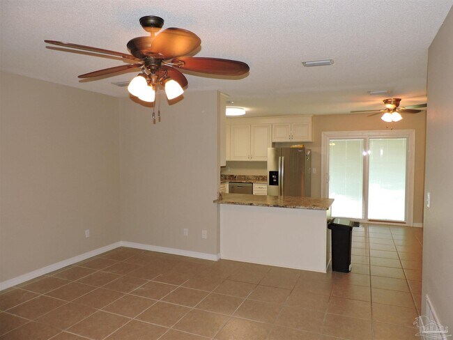 Building Photo - 1020 Sagebrush Trail