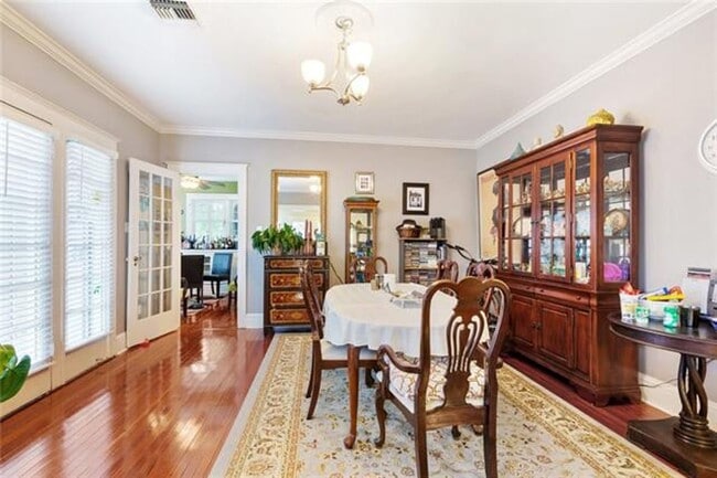 Building Photo - Exquisite Craftsman Cottage. 1830 S DUPRE ...
