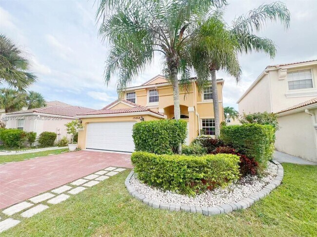 Foto del edificio - 15868 NW 4th St