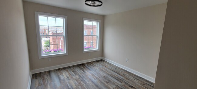 Foto del edificio - 919 Stiles St