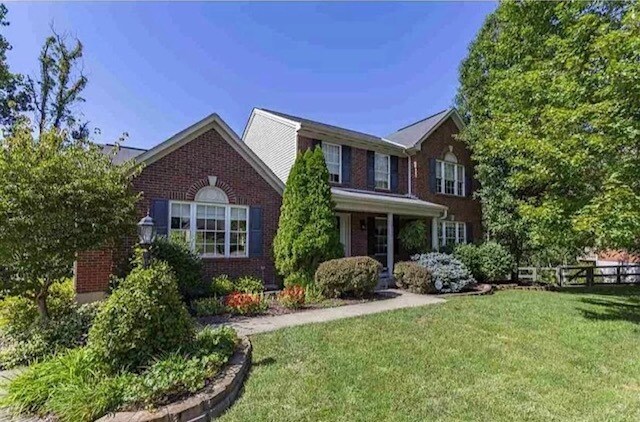 Primary Photo - 10722 Shadywood Dr