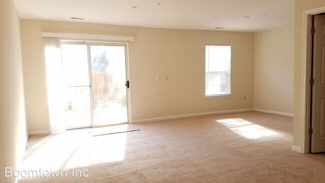 Foto del edificio - 3 br, 2.5 bath House - 5793 Fringetree Court