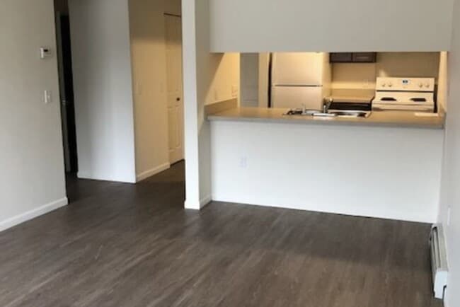 Building Photo - 424 Franklin St