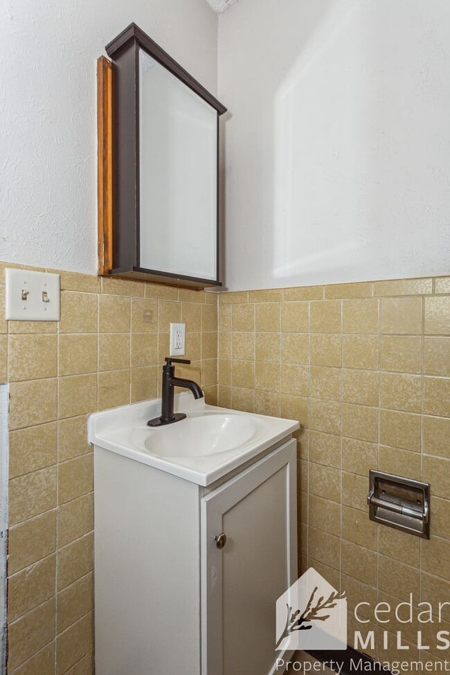 Foto del edificio - 1728 N Hillside St