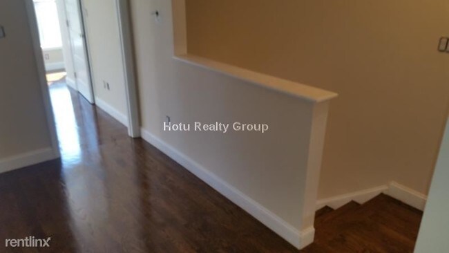 Foto del edificio - 100 Brooks St