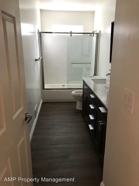 Building Photo - 6 br, 3 bath House - 904 Del Monte Place