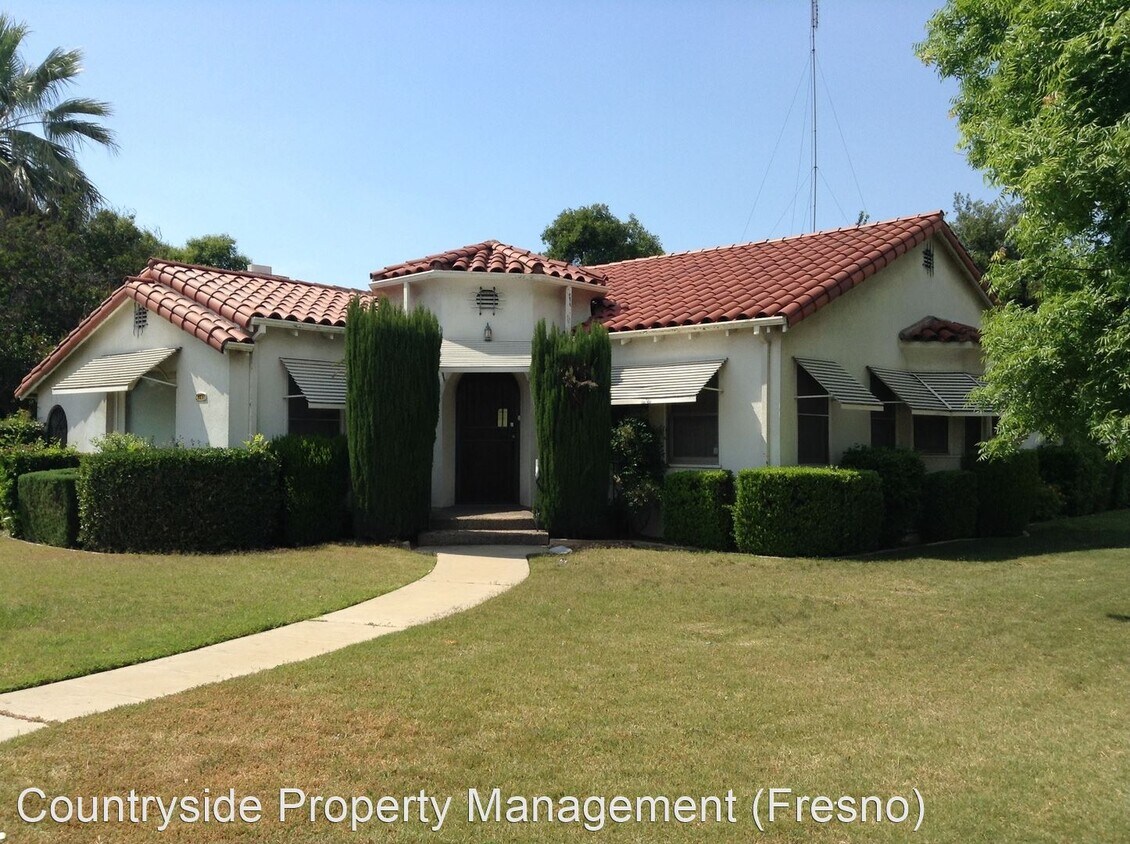 Primary Photo - 3 br, 1.5 bath House - 4745 E. Tulare Avenue