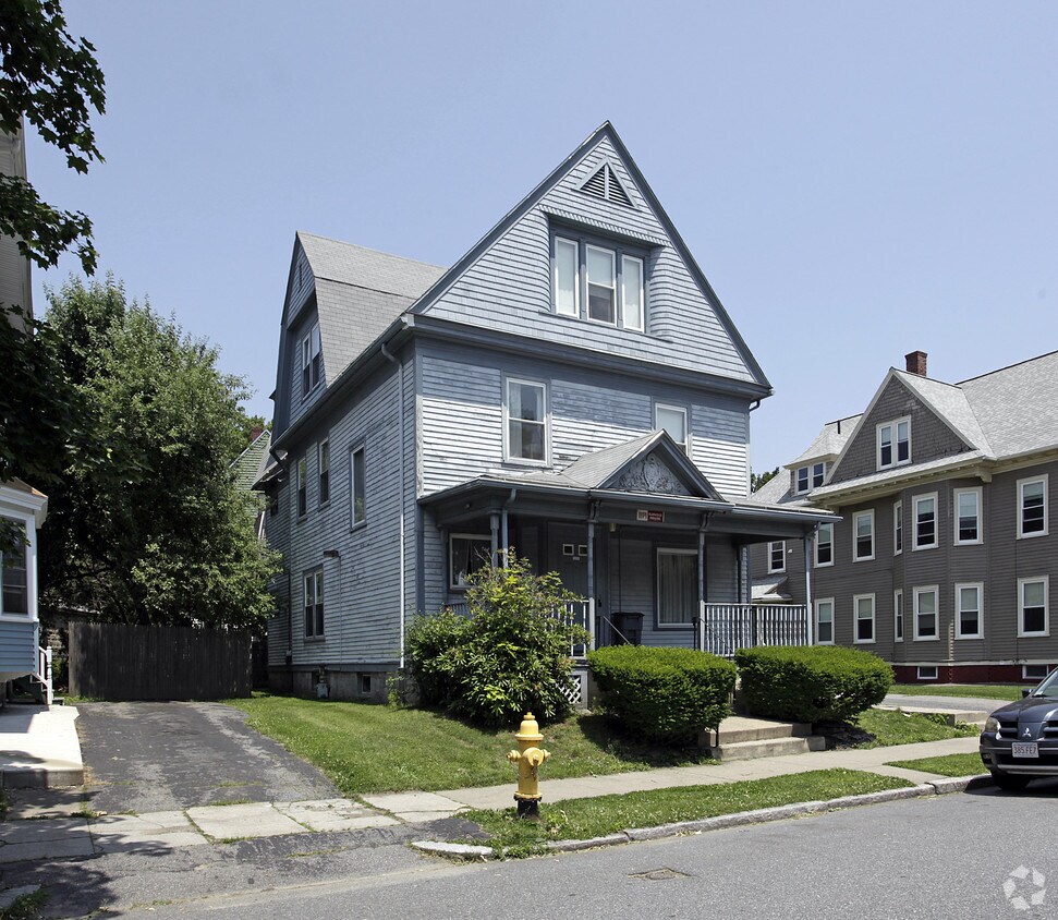 Foto principal - 16 Elbridge St