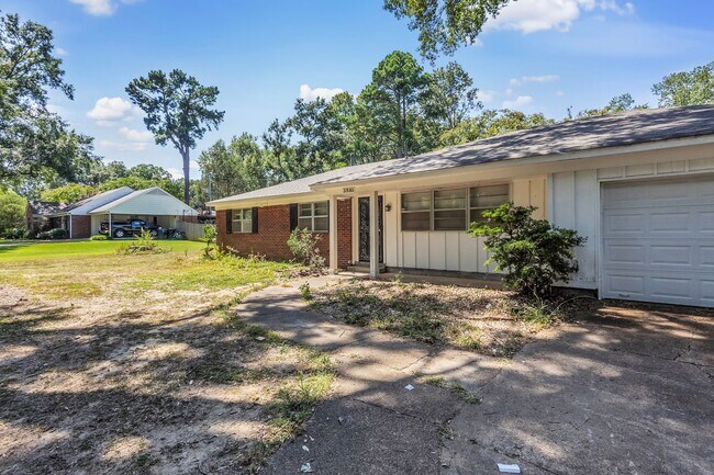 Building Photo - Newly Renovated 3 bed 2 bath in Memphis, TN