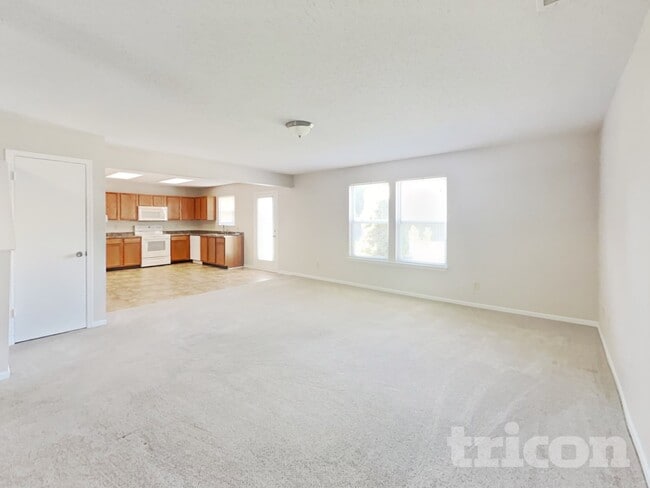 Foto del edificio - 5632 N Jefferson Dr