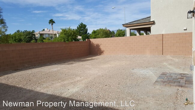 Building Photo - 4 br, 2.5 bath House - 8331 Indian Lakes Ct