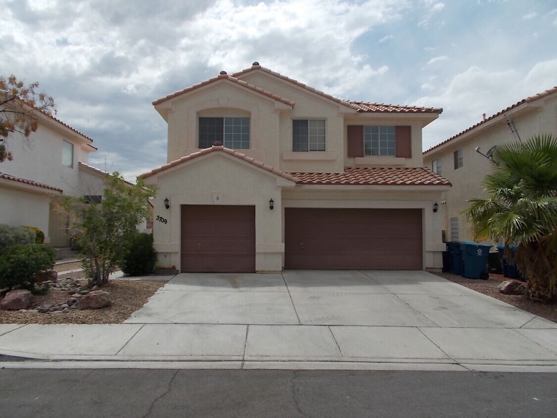 Primary Photo - Spacious 4-Bedroom Home with Pool & 3-Car ...