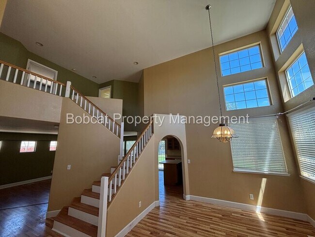 Foto del edificio - 1477 Ridge Point Dr