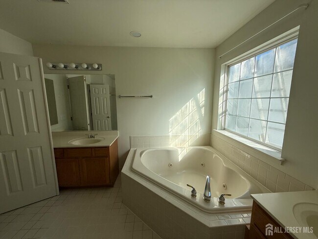 Foto del edificio - 7 Elsie Dr