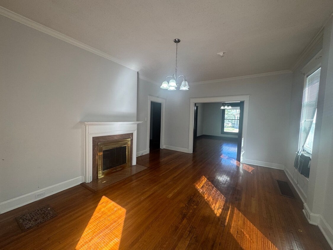 Building Photo - 1311 Carr Ave
