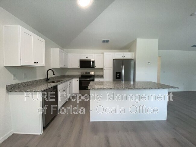 Foto del edificio - 6070 SW 137th Loop