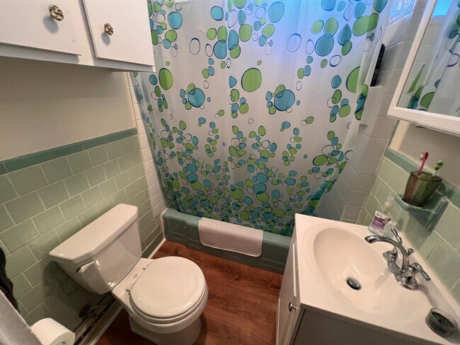 Foto del edificio - 233A Highland Ave