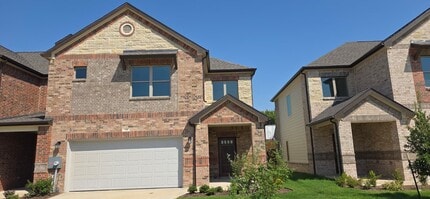 Building Photo - 130 Pinkie Holmes Dr