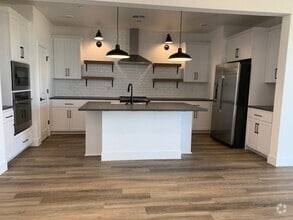Building Photo - 12349 Passerine Ct