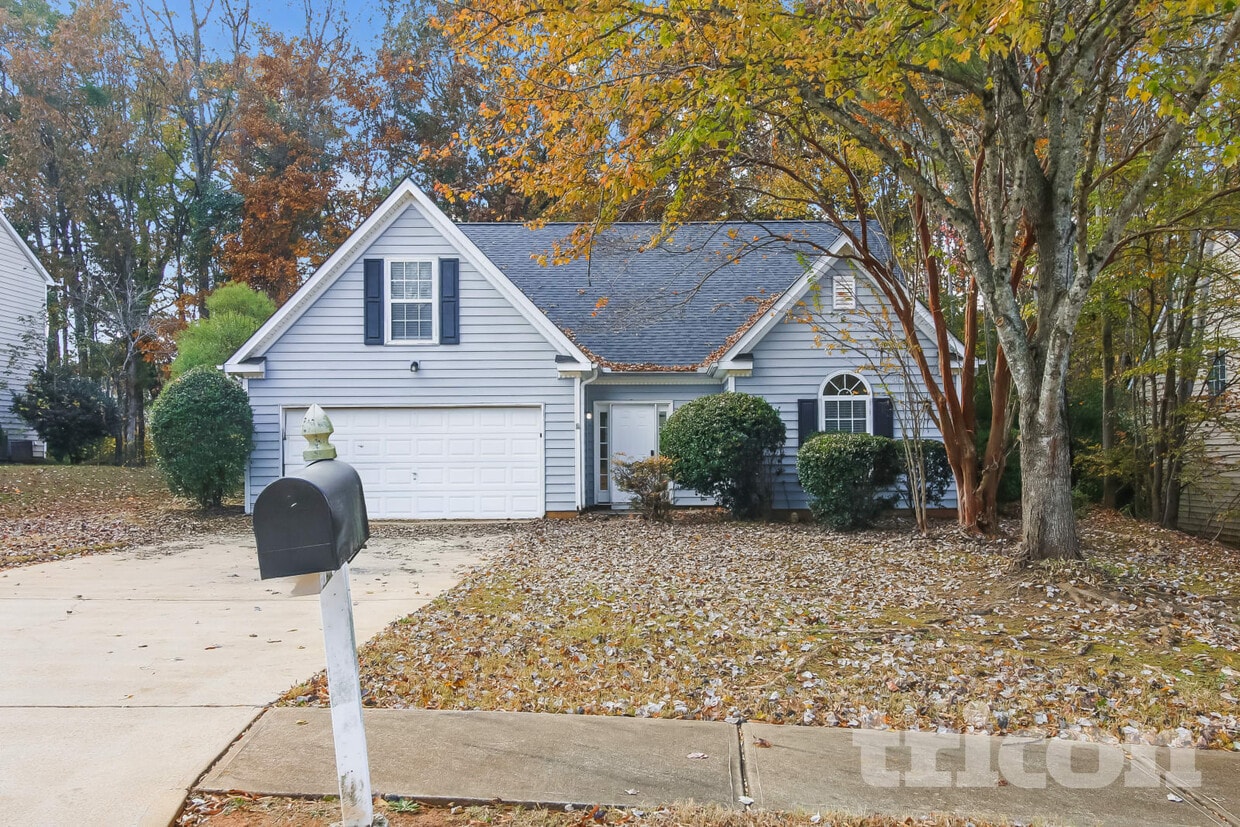 Primary Photo - 420 Heathcliff Ct