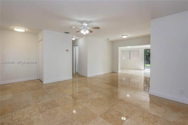 Foto del edificio - 200 SW 64th Way