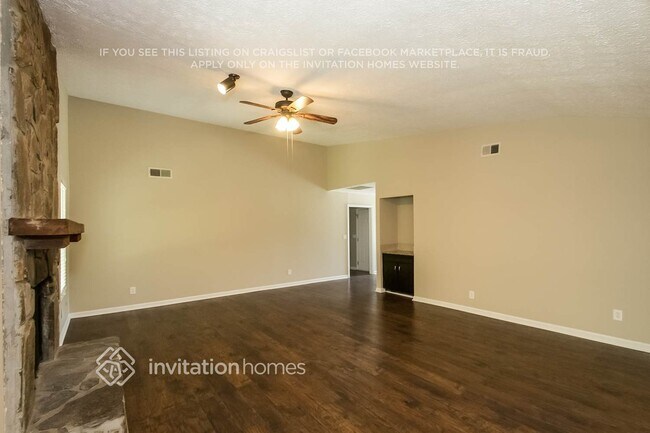 Foto del edificio - 204 Sunnybrook Ct