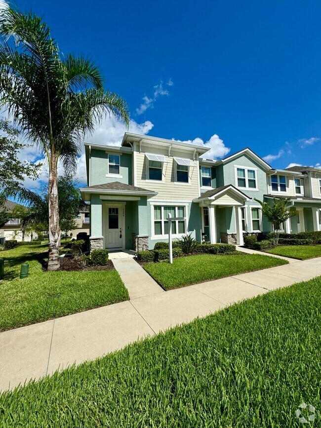 Building Photo - 2204 Loblolly Bay St