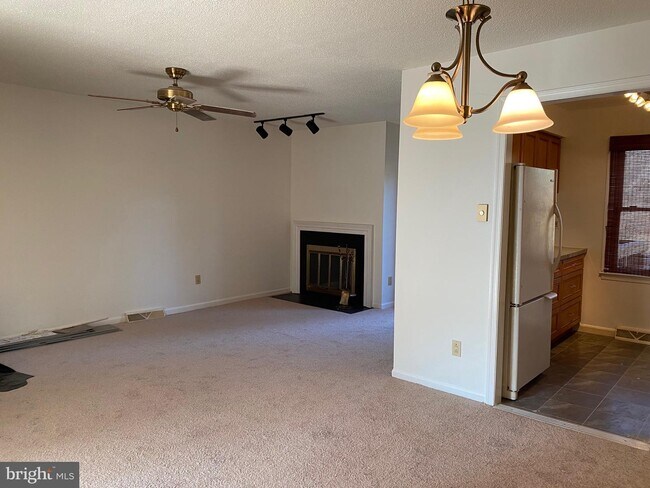 Foto del edificio - 4802 Plum Run Ct
